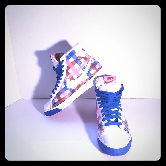 Nike Shoes - Women's Nike Blazer Mid Casual shoes